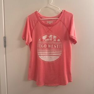 🦄3 for $10🦄 Go West Lightweight Tshirt